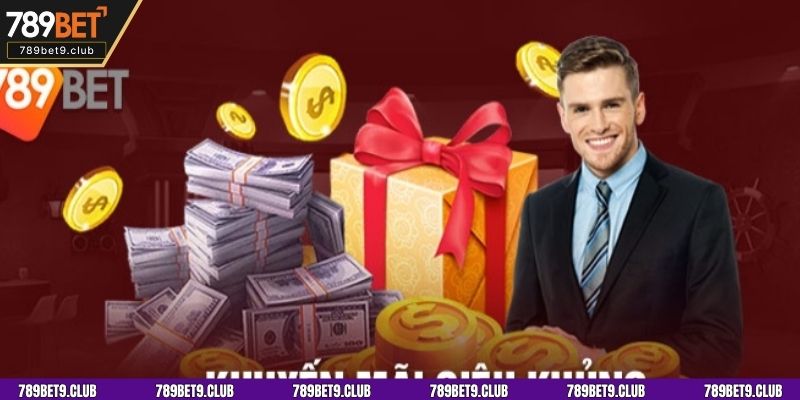 Thành viên nhận thưởng quà tặng tri ân